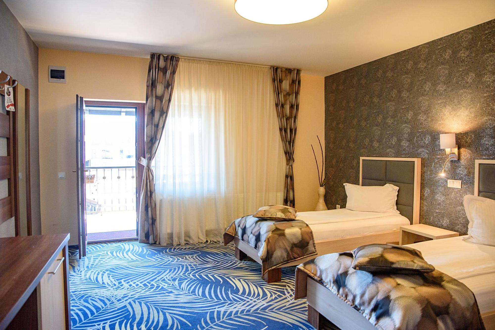 Hotel Stefani Sibiu Exterior photo